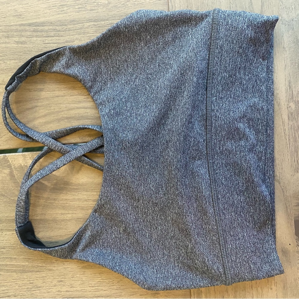 grey lululemon bra